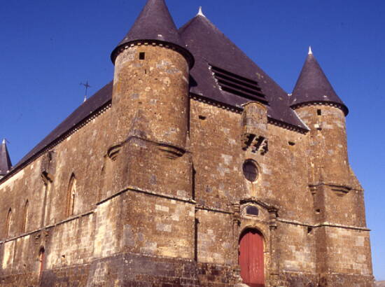 Église fortifiée de Saint-Juvin 